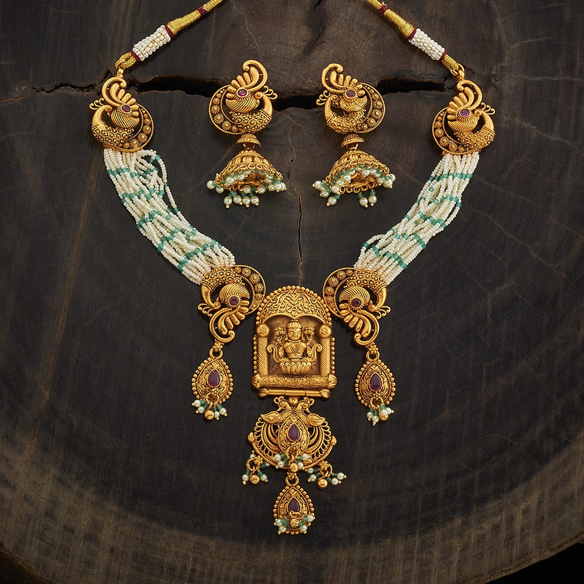 Antique Necklace 1340