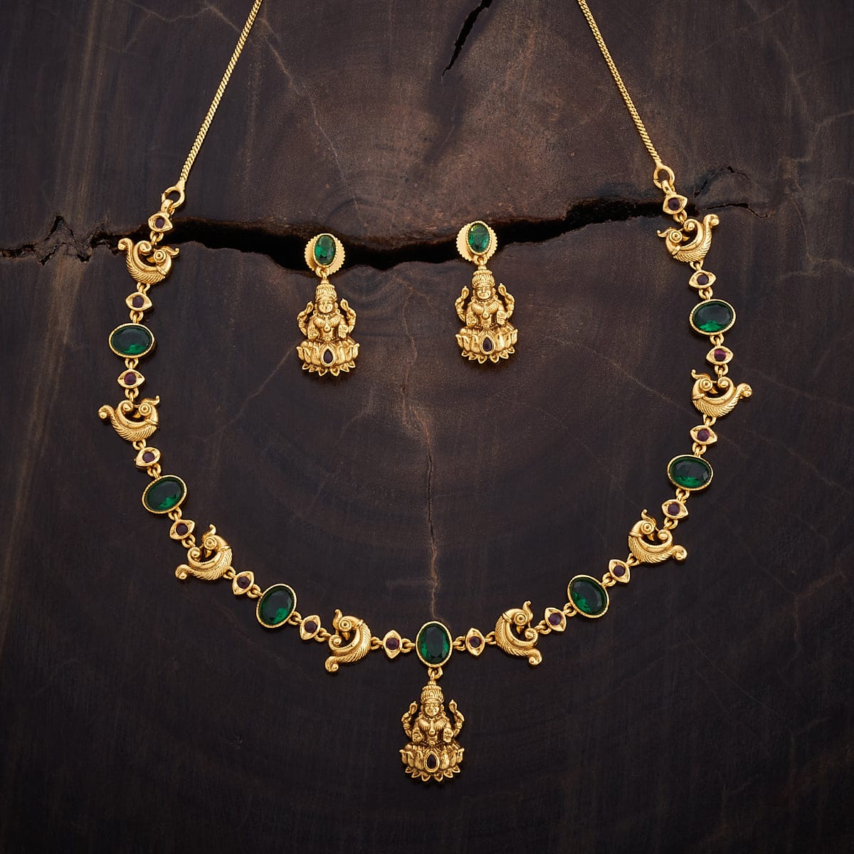 Antique Necklace 810